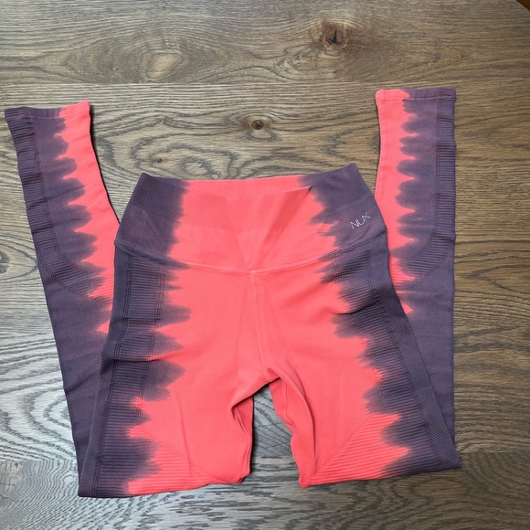 Nux One by One Legging - Picture 4 of 8